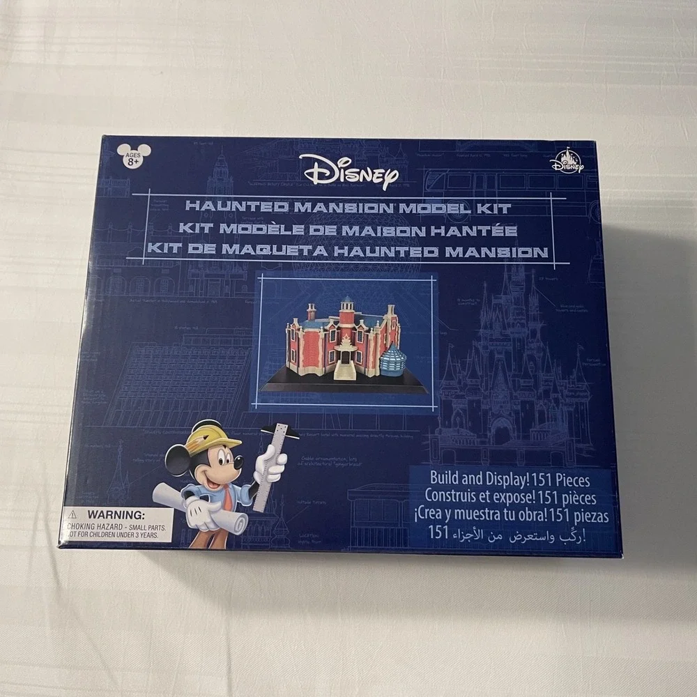 Walt Disney World Haunted Mansion Model Kit Build & Display w/ 151 Pieces NEW
